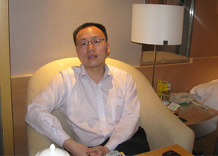 访江西冠亿砂轮有限公司董事长 易维民