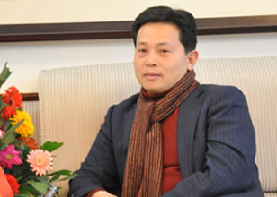 湖北通城宝塔砂布厂总经理黎锦林一席谈