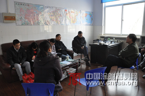 无锡旺绿鸿董事长张晓峰一行拜访涂附协会