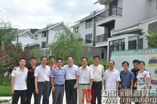 洪水无情 人有大爱——中国涂附磨具分会组团慰问通城受灾企业纪实
