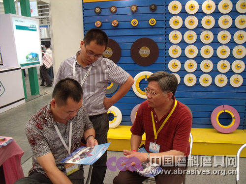 中国三磨展组委会赴第13届上海国际机床展宣传三磨展并招商