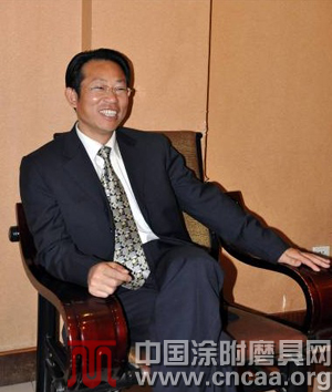 广东梅州南宇砂轮有限公司董事长罗玉文 广东梅州<a href='/news/search/key/%25E5%258D%2597%25E5%25AE%2587%25E7%25A0%2582%25E8%25BD%25AE.html' target='_blank'>南宇砂轮</a>有限公司董事长罗玉文