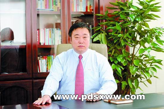 首届“鹰城十大经济人物”候选人——易成公司董事长、总经理孙毅