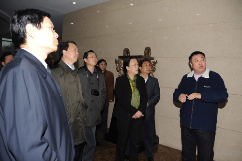 商丘市省人大代表团到易成公司参观考察