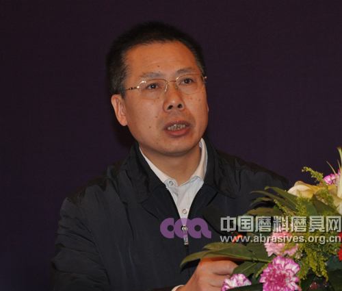 王建宇：给磨料磨具行业发展提四点建议