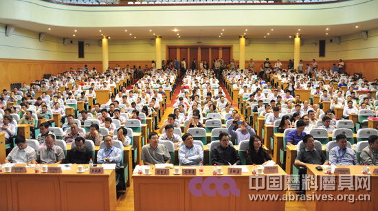 2014年秋季全国磨料磨具行业信息交流暨第六十届中国刚玉碳化硅交易会在济南开幕