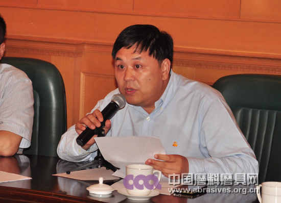 磨料磨具分会五届六次常务理事会在济南召开