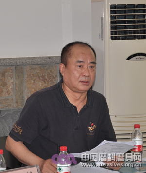 磨料磨具分会第六届会长第一次会议在郑州召开