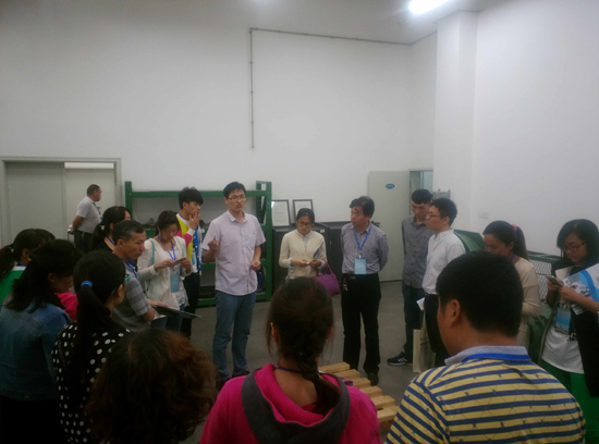 磨料磨具实验室公众开放日活动圆满结束