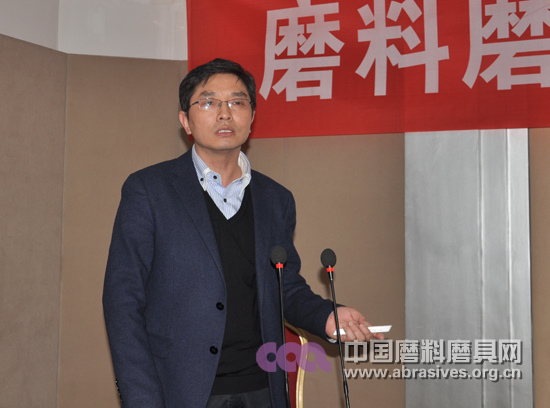 多孔陶瓷的制备、结构调控和功能化特性