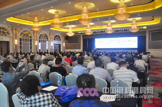 2016年秋季全国磨料磨具行业信息交流暨第六十四届中国刚玉碳化硅交易会在成都开幕