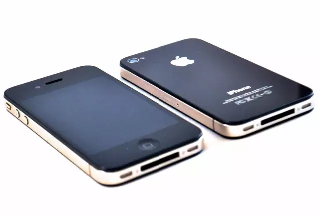 怎么回事？iPhone8手机壳或将重回传统材料，不锈钢替代铝合金