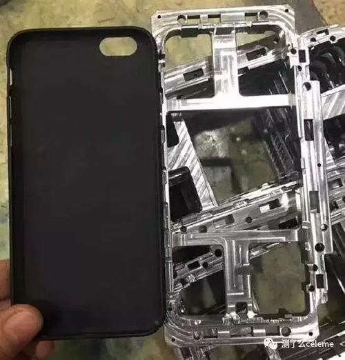 抛弃金属外壳 iPhone 8全面采用双面玻璃设计