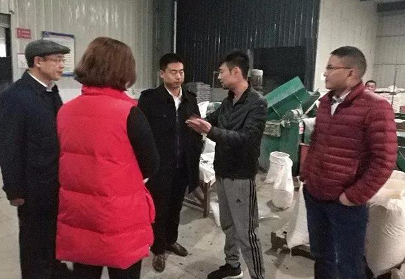 切实推进工业产品生产许可证改革--砂轮生产企业实地调研