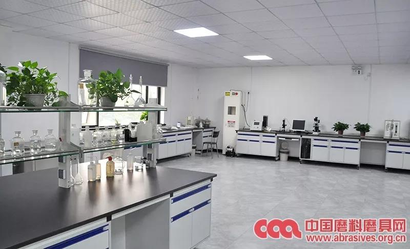 中国磨料磨具网一行走访登封市磨料磨具企业