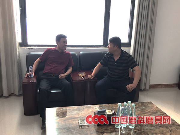 协会秘书长陈鹏一行调研登封地区磨料磨具企业