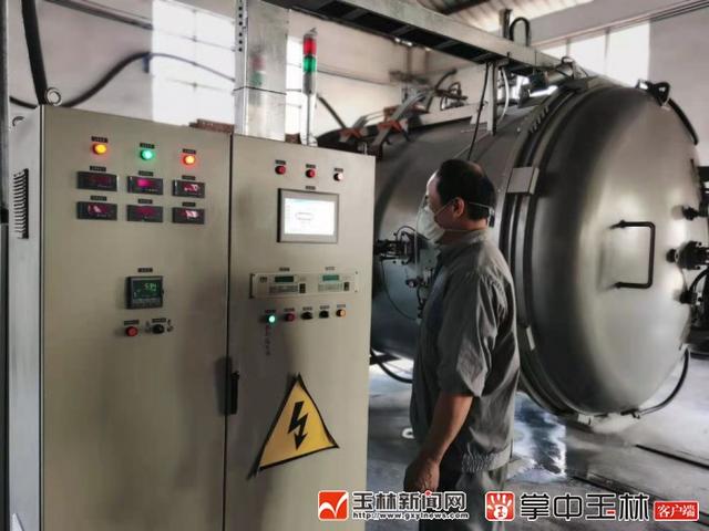 凭一块“黑铁”——纳米碳化硅 打一场“翻身仗”