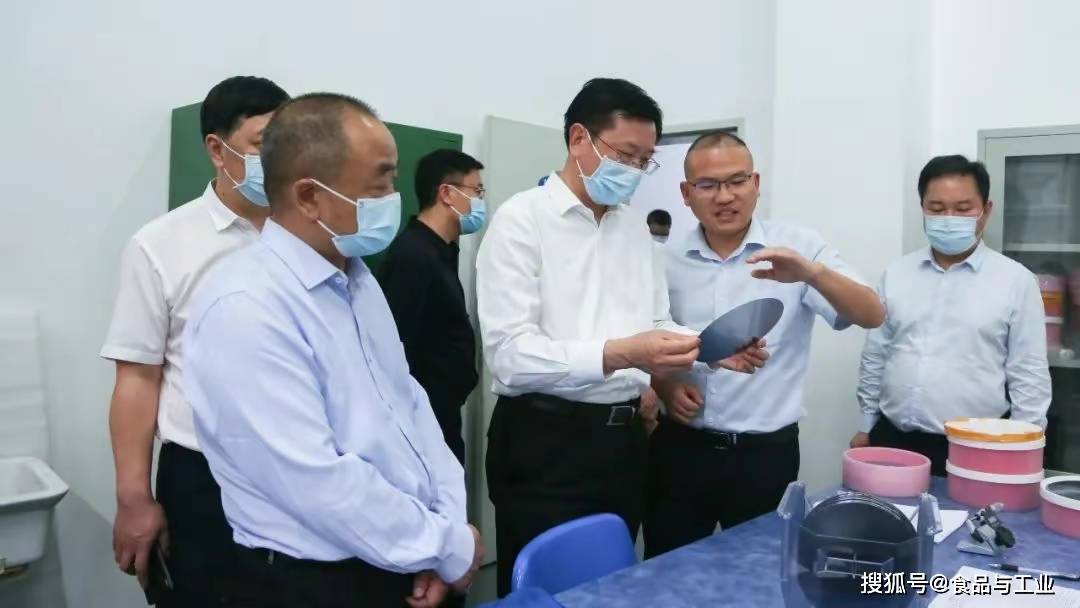 王建防赴郑州计量先进技术研究院和郑州磨料磨具磨削研究所调研 