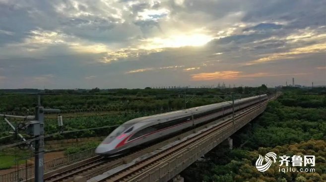 冠军的绝活｜圣泉酚醛树脂：为神舟护航 为高铁减负