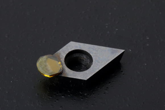 超硬刀具材料的发展简史