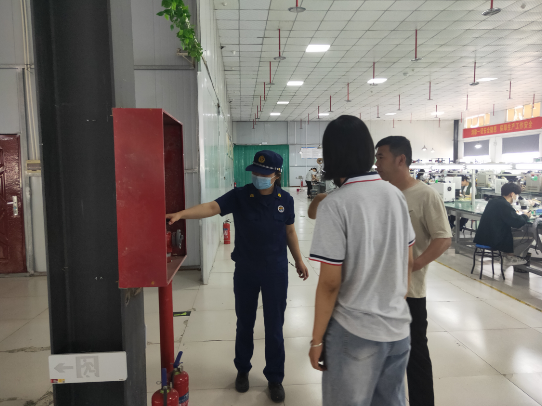 方城：打好“组合拳”确保安全生产两不误
