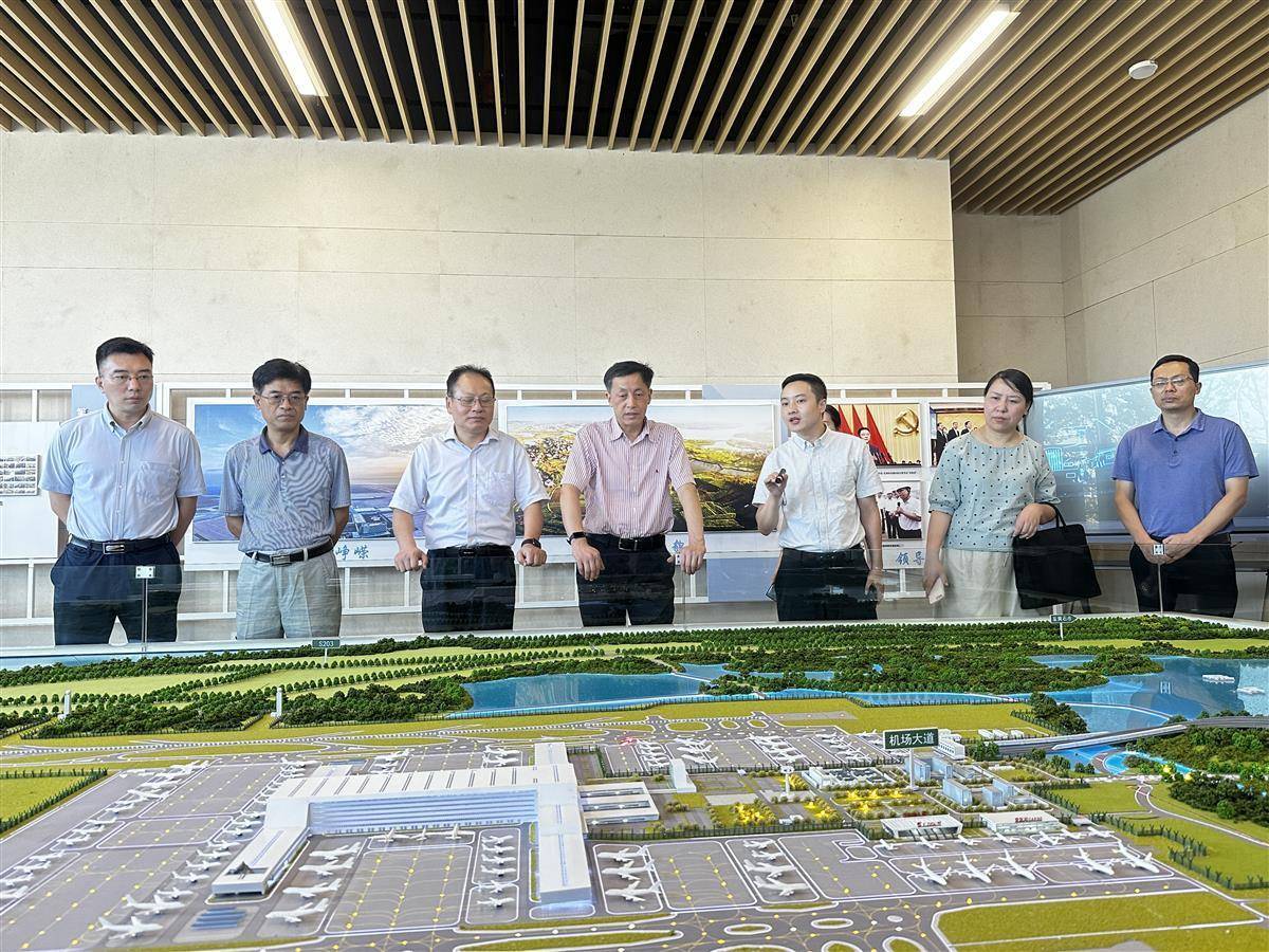 2023年社科专家市县行活动开启！首场聚焦助推鄂州自由贸易港建设